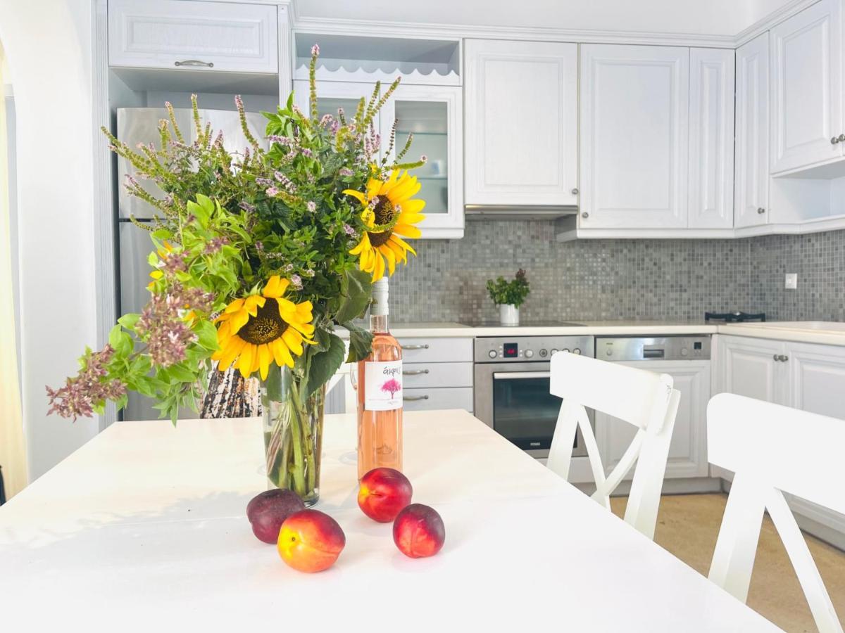 Apartment Aphrodite Sunshine *